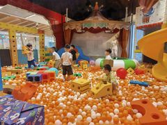 -莫莉哇咔亲子餐厅(乐堤港店)