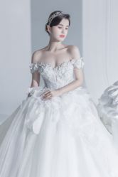 -LOVE SHINE婚纱·红鼎庄龙凤褂·妈妈装定制