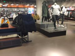 -北京利生体育商厦