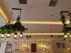 大堂-拿渡·水煮鱼麻辣香锅(王府井奥莱·香江小镇店)