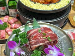 -青瓦餐厅·生鱼片·韩园烤肉(西塔店)