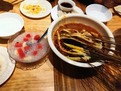 -嘉州叶婆婆钵钵鸡(建设路店)