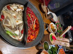 -萍姐火锅·公路夜市(武汉首店)