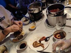 -领鲜活海鲜榴莲自助火锅(东门店)