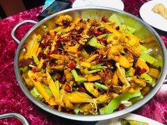 中辣干锅牛蛙-馋嘴蛙火锅