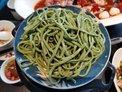 配手工菠菜面-凤凰湘语·湘粤鲜融(浦东旗舰店)