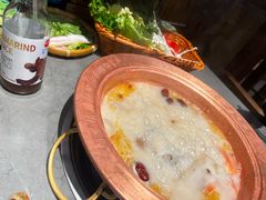 -阿婆情腊排骨火锅·野生菌季(古城旗舰店)