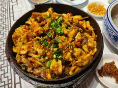 -客家大院·非遗赣南客家菜(郁孤台店)