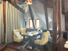 -良友书坊(安徽路店)