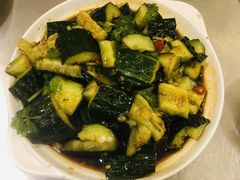 拍黃瓜-胡须佬鸡煲四季火锅店(石厦西村直营店)