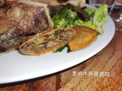 烤牛骨髓佐吐司-Le Comptoir de la Gastronomie