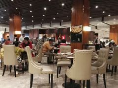 大堂-云海轩·海鲜自助-河北云瑧世纪大饭店1F