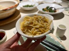 招牌黄金蟹粉捞面-成隆行·蟹王府(九江路店)