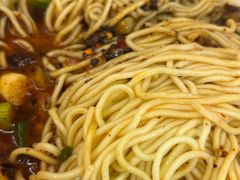 -叶伟胡辣壳面(两路口店)