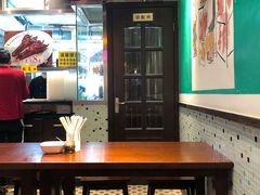 大堂-陈光记烧腊(长寿路店)