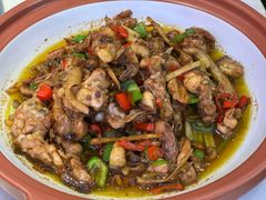 -陈大锅·岳阳鱼馆·地道岳阳菜(美食街店)