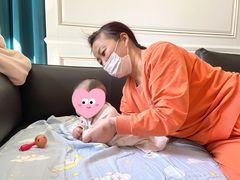 -爱的果实月嫂育婴师(世纪东方店)
