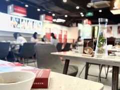大堂-老佛爷铜炉蛙锅(海岸城店)