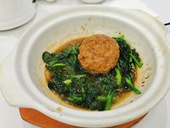 狮子头-老季市·三代非遗传承·地标美食老汁鸡(工农路店)