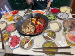 -憨铁匠老火锅(龙岗万科里店)