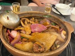 -胡须佬鸡煲四季火锅店(石厦西村直营店)