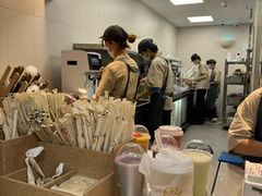 -喜茶(上海淮海中路渔阳里店)