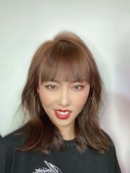 -T8 SALON