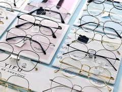 -潘多拉眼镜·蔡司依视路明月(潘家园店)