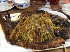 -一品江湖烧烤餐厅