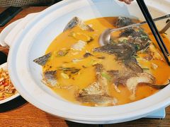 -湘力力小院·鱼汤泡饭(枫林路店)