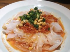 -野山舂·贵州现舂酸汤火锅(鸿通城店)