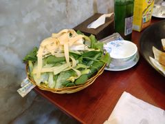 -武氏皖北网红三胖地锅鸡(桐城路店)