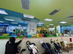 -莫莉幻想儿童乐园(北京金隅嘉品店)