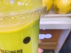 -每日新鲜水果吧(芮欧百货店)