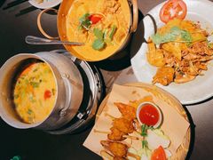 -大头虾越式风味餐厅(光明广场店)