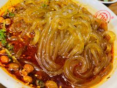 万记特色酸辣粉-万记麻辣烫国展总店