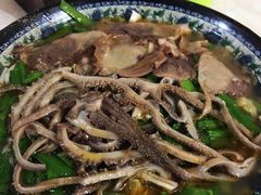 -贵州羴泰羊肉粉(珠江太阳城店)