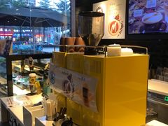 自助取餐区-麦当劳(沙井京基百纳广场店)