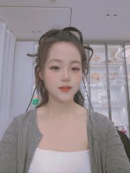 -红馆妆造(中央大街店)