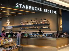 -星巴克臻选(上海合生汇1F店)