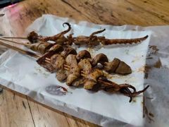 -蚝哥花姐湛江烤生蚝(美丽湾市场店)