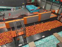 -极限PLAY运动娱乐新世界·团建派对表演休闲馆·室内高空游乐园