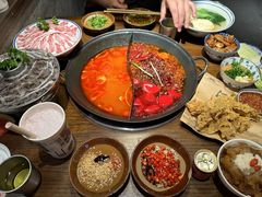 -萍姐火锅·公路夜市(武汉首店)