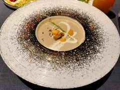 黑松露野菌浓汤-YUE·6·西式融合餐厅(外滩六号店)