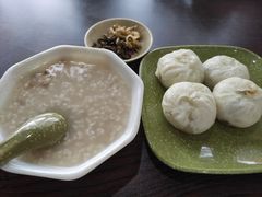 -舒小笼松针小笼包