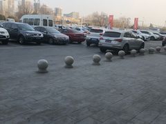 -居然之家·停车场