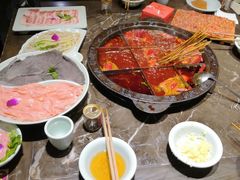 -红九格老火锅(三峡广场店)