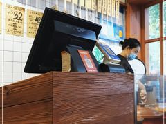 -红猪卤肉饭(大西洋美食城店)