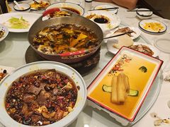 -鑫巴蜀小镇 · 水煮鱼专研店(玉桥店)