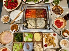 -海底捞火锅(中州万达店)